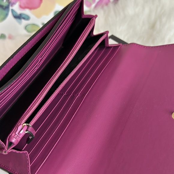 💯Authentic Gucci Long Wallet 🍀 - Picture 14 of 17